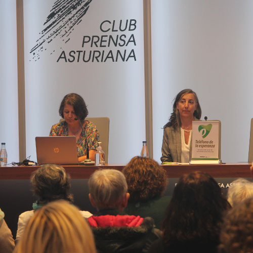 Conferencia-en-el-Club-Prensa-Asturiana-de-la-Nueva-España-Oviedo